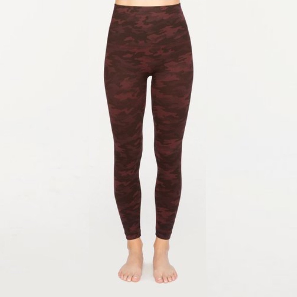 SPANX Look At Me Now Wine Camo Shaping Seamless Leggings Size S